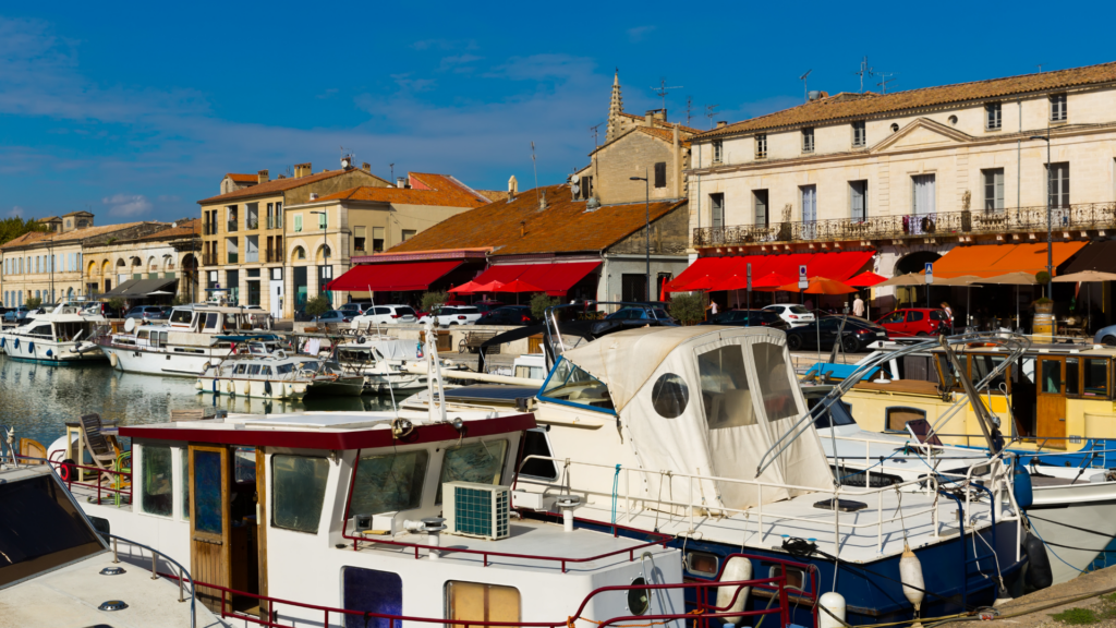 Beaucaire, location courte durée : l'écrin des quais