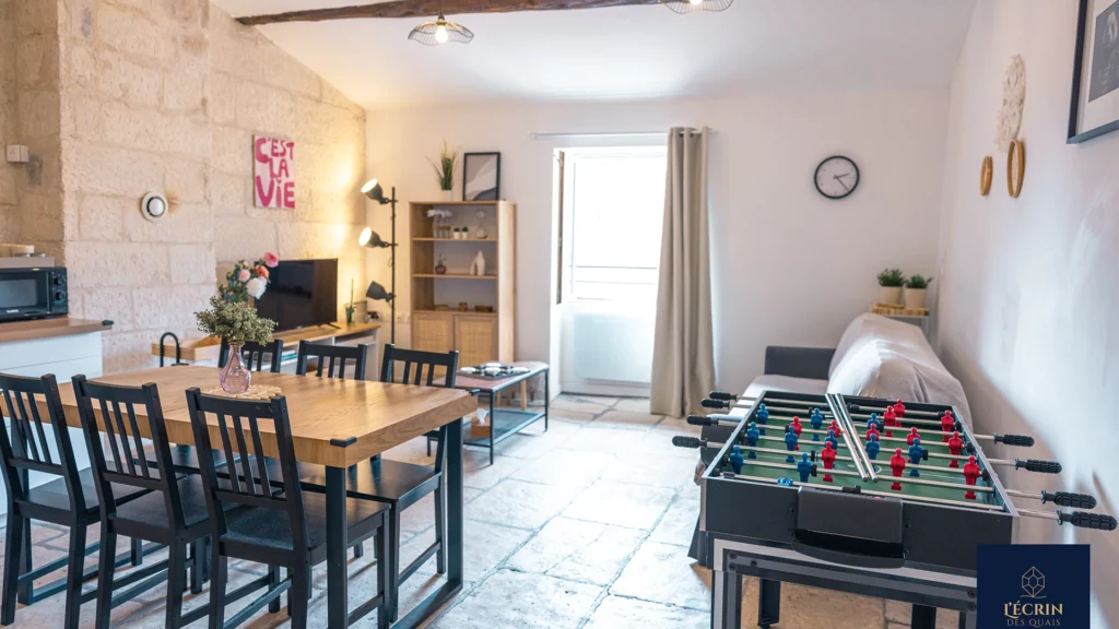 Le temps retrouvé, suite appartement T3 de charme en location courte durée sur Beaucaire